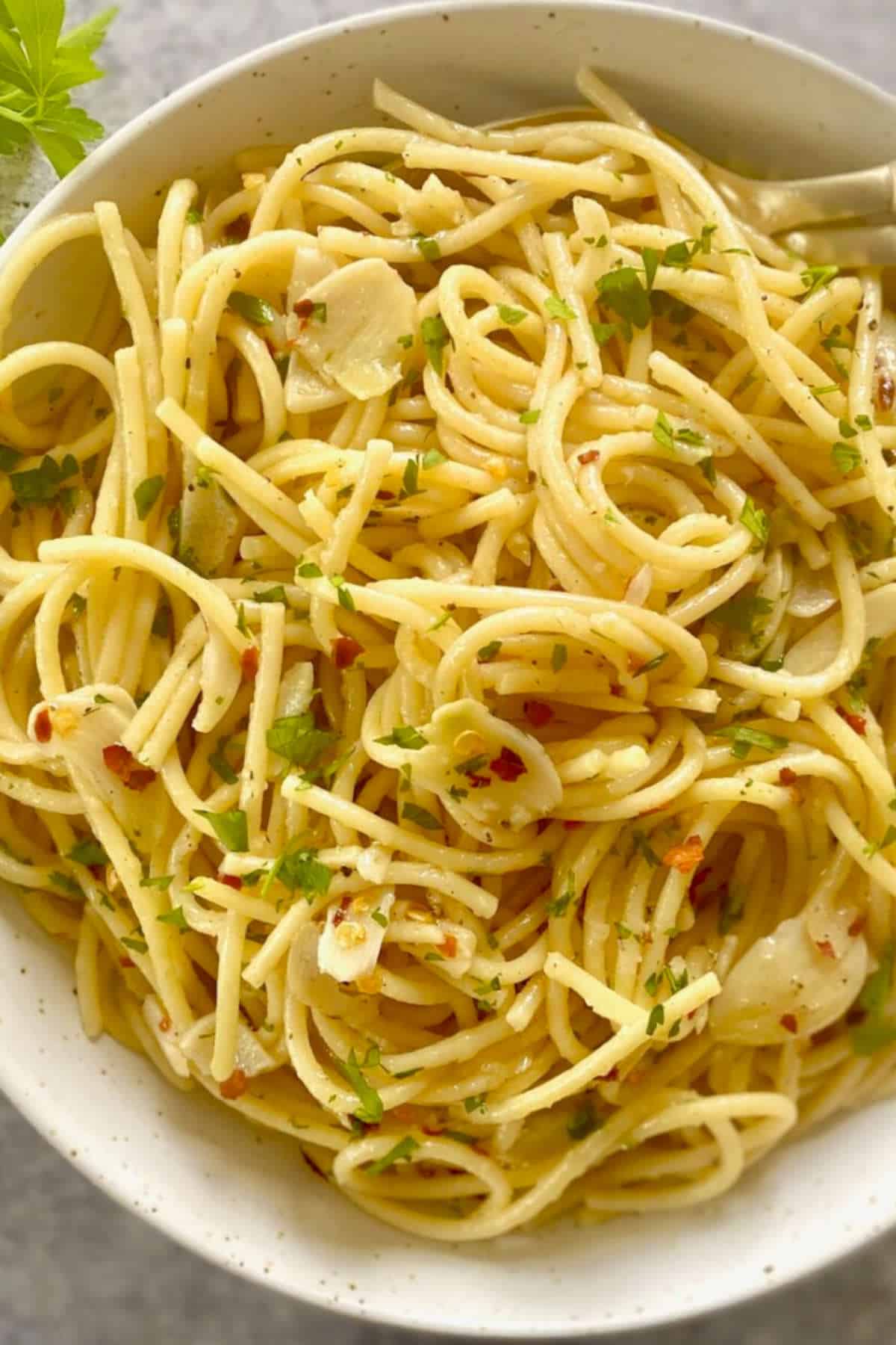 Close up image of pasta in a bowl.